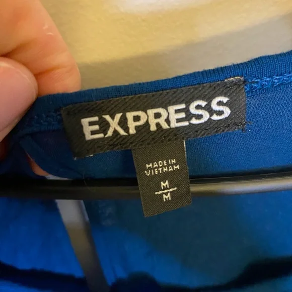 EXPRESS blue flyaway shirt - Picture 3 of 5